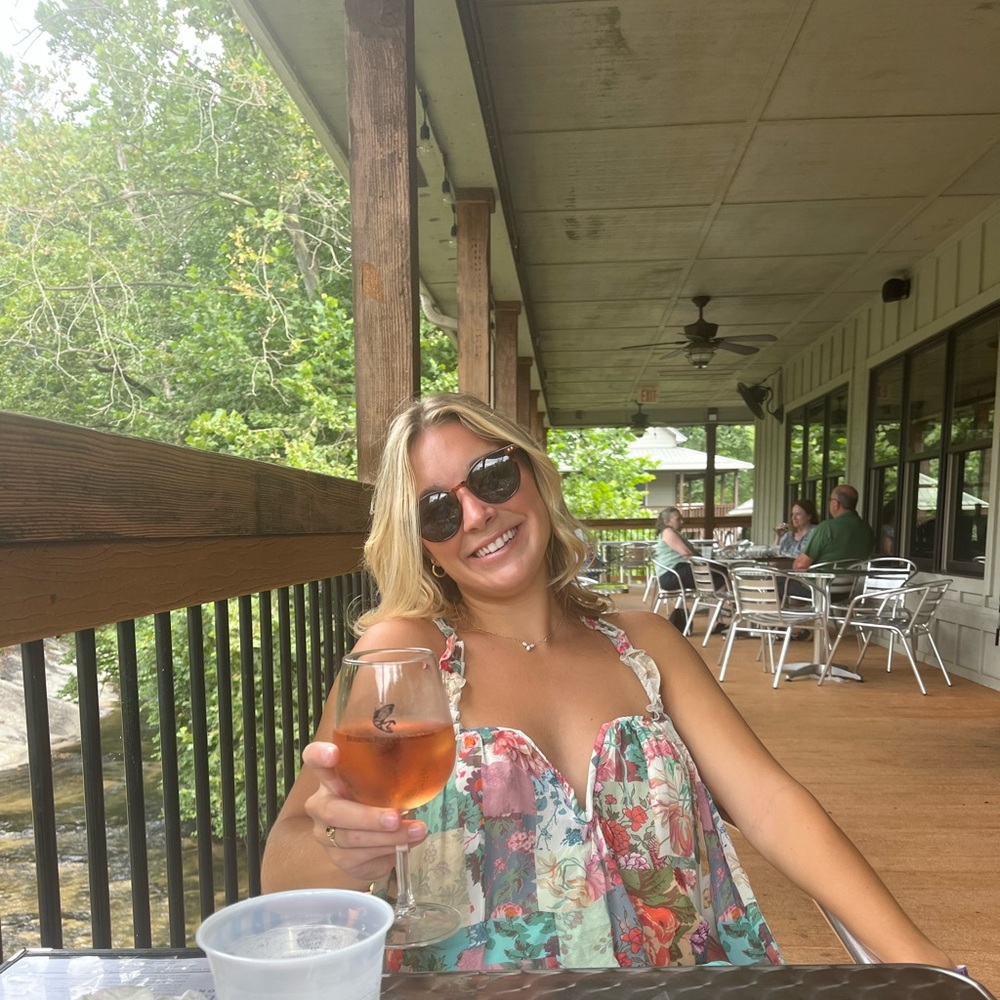 Meet your Posher, Sabrina